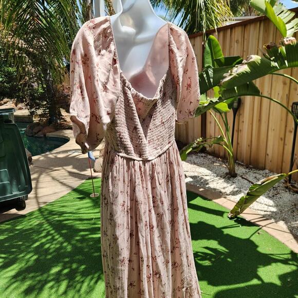 Beautiful mauve pink maxi - Picture 3 of 4